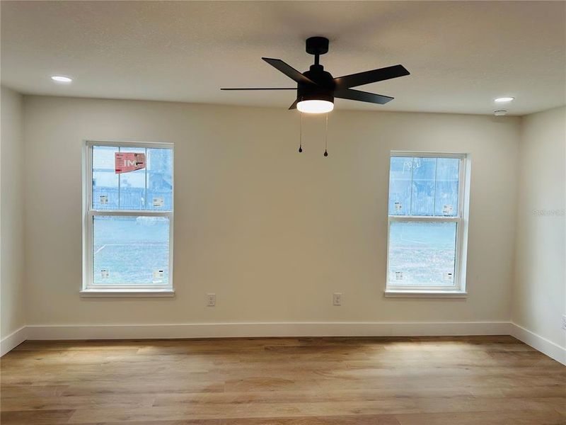 Spacious, unfurnished interior of a new home in , St. Petersburg (Image 9).