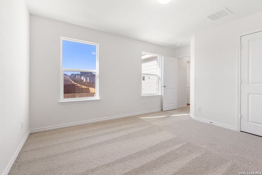 Spacious, unfurnished interior of a new home in Knox Ridge, Converse (Image 17).