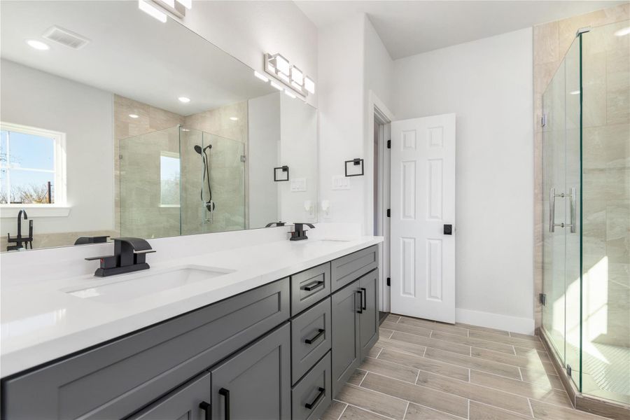 Furnished interior view inside a new home in , Houston (Image 19).