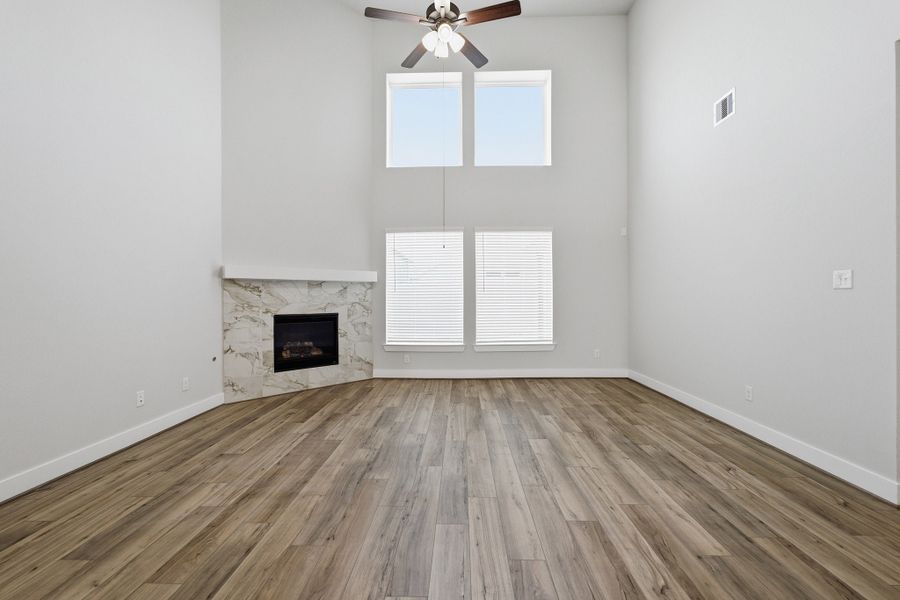 Spacious, unfurnished interior of a new home in Lago Mar, Texas City (Image 42). Spacious, unfurnished interior of a new home in Lago Mar, Texas City (Image 42).