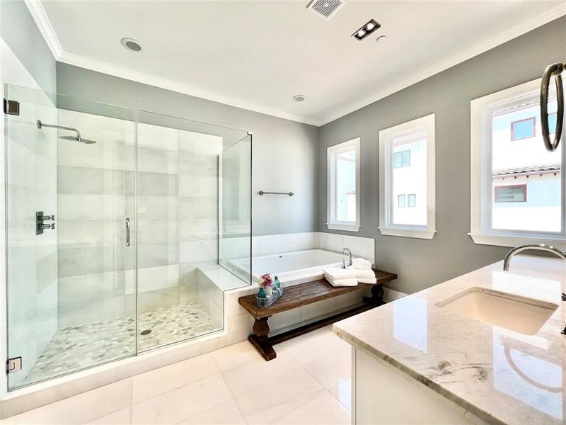 Image 8 of a home in Caceres. Image 8 of a home in Caceres.