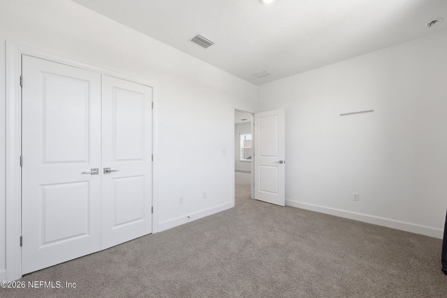Spacious, unfurnished interior of a new home in Crosswinds 40’, Ponte Vedra (Image 34).