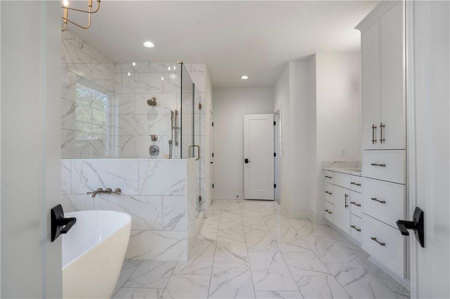 Furnished interior view inside a new home in , Bogart (Image 10).