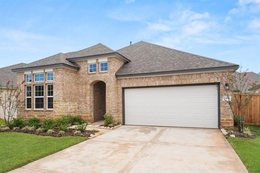 Welcome home to 2964 Golden Dust Drive located in the master planned community of Sunterra and zoned to Katy ISD.