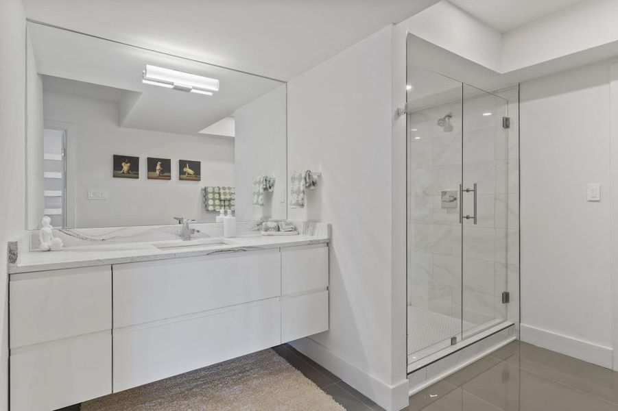 Furnished interior view inside a new home in , Jonesboro (Image 80).