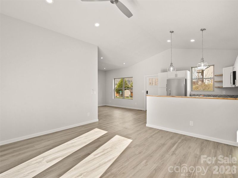 Spacious, unfurnished interior of a new home in , Waynesville (Image 16).