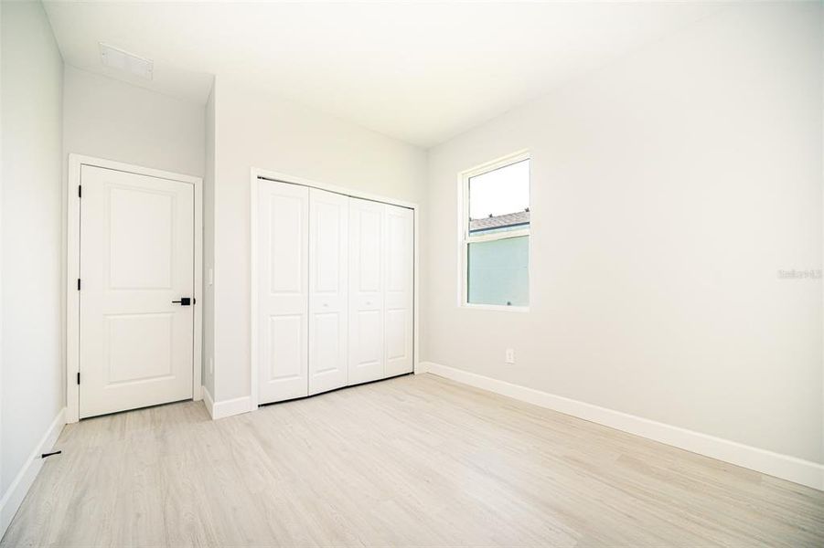 Spacious, unfurnished interior of a new home in , Kissimmee (Image 33).