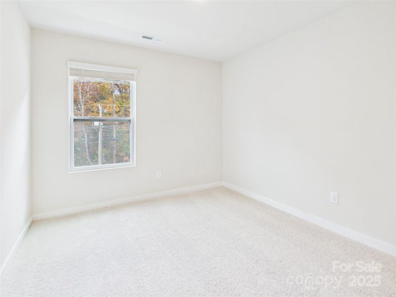 Spacious, unfurnished interior of a new home in Kinghurst Cove, Charlotte (Image 21). Spacious, unfurnished interior of a new home in Kinghurst Cove, Charlotte (Image 21).