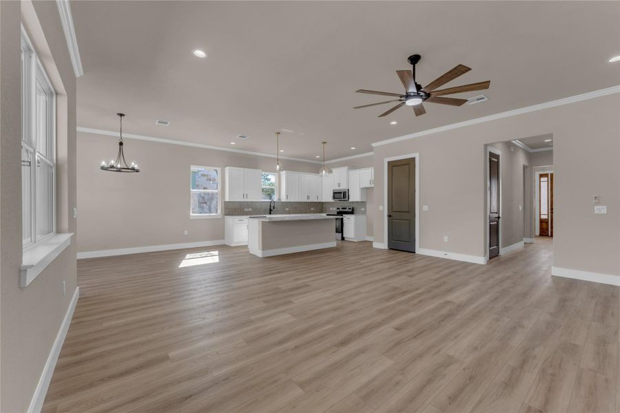 Spacious, unfurnished interior of a new home in , Burnet (Image 26). Spacious, unfurnished interior of a new home in , Burnet (Image 26).