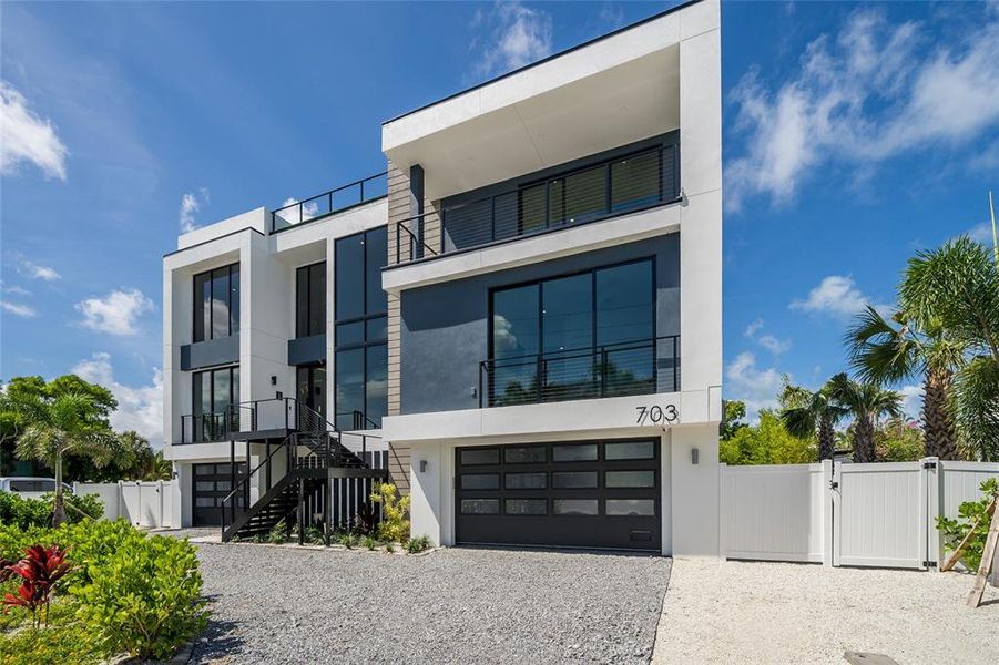 Condo located in Anna Maria, FL showcasing its design and architecture (Image 5). Condo located in Anna Maria, FL showcasing its design and architecture (Image 5).