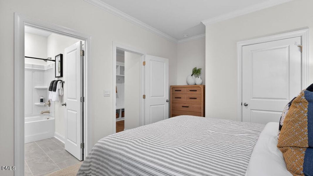 the-grove-at-winston-pointe-model-035