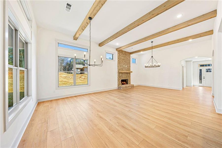 Spacious, unfurnished interior of a new home in , Jefferson (Image 25).