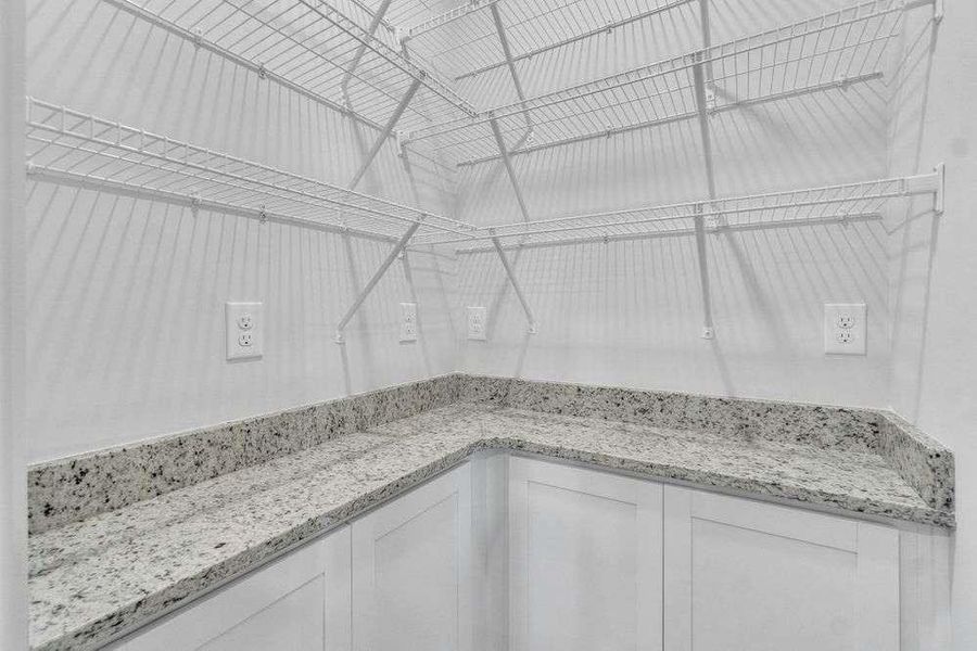 Spacious, unfurnished interior of a new home in The Woodlands Preserve, Jackson (Image 18).