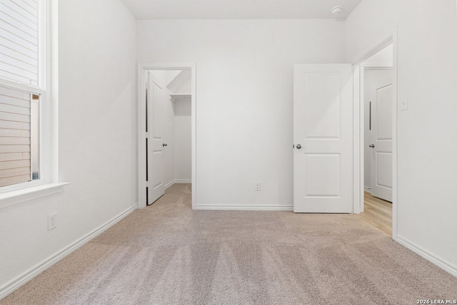 Spacious, unfurnished interior of a new home in Punta Verde, Converse (Image 25).