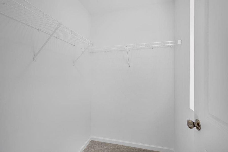 Spacious, unfurnished interior of a new home in Heritage River, Euharlee (Image 24).