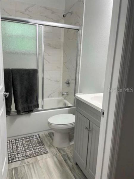 Furnished interior view inside a new home in , Lehigh Acres (Image 10).