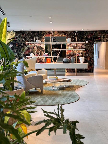 Community amenities in , Miami (Image 37).