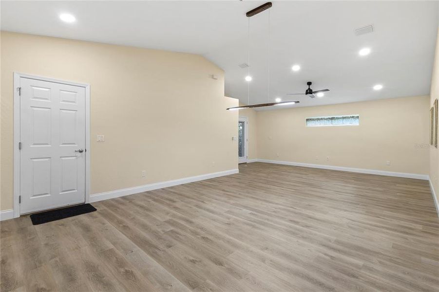 Spacious, unfurnished interior of a new home in , Palm Coast (Image 16).