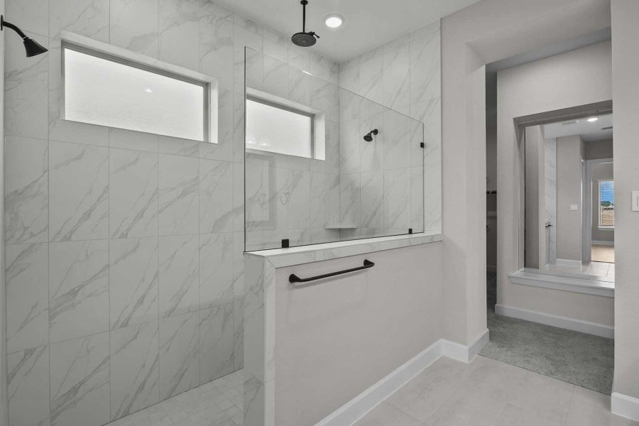 The Lotus - Owner's Bath The Lotus - Owner's Bath