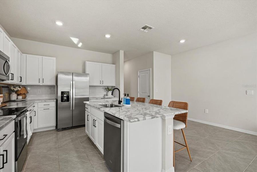 Furnished interior view inside a new home in Star Farms at Lakewood Ranch, Bradenton (Image 3). Furnished interior view inside a new home in Star Farms at Lakewood Ranch, Bradenton (Image 3).
