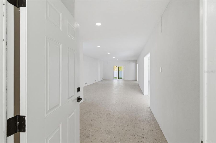 Spacious, unfurnished interior of a new home in , New Port Richey (Image 24).