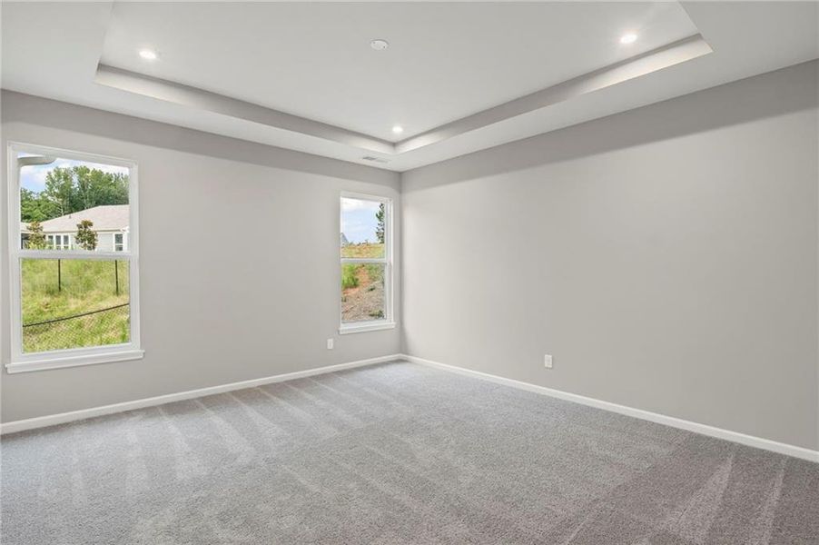 Spacious, unfurnished interior of a new home in Laurel Farms, Dallas (Image 38). Spacious, unfurnished interior of a new home in Laurel Farms, Dallas (Image 38).