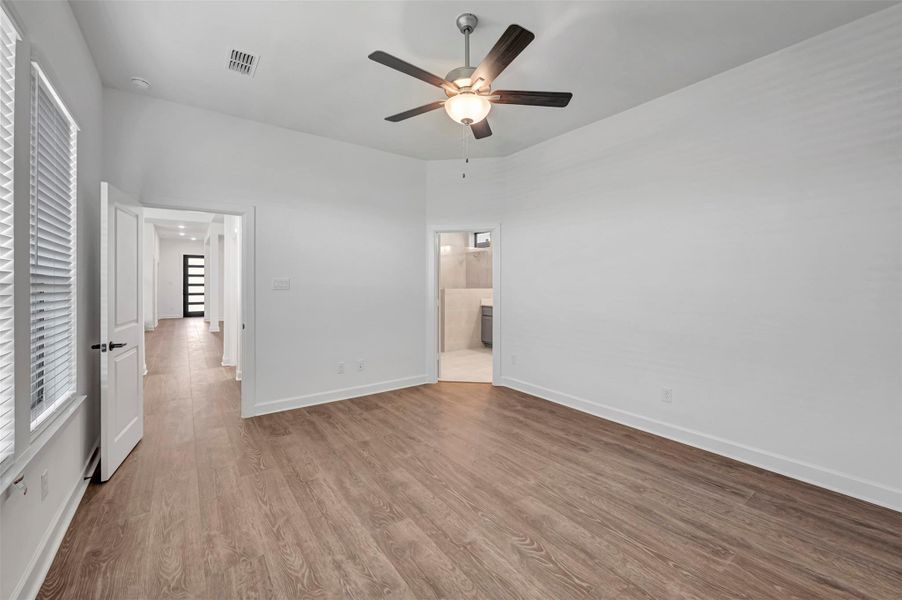 Spacious, unfurnished interior of a new home in Indigo 50’ Homesites, Richmond (Image 9).