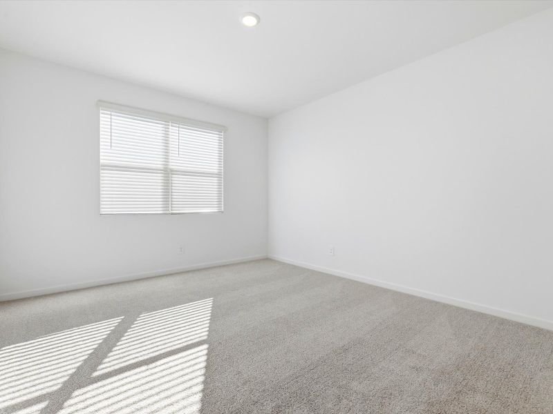 Spacious, unfurnished interior of a new home in Paloma Creek - Estate Series, Surprise (Image 17). Spacious, unfurnished interior of a new home in Paloma Creek - Estate Series, Surprise (Image 17).