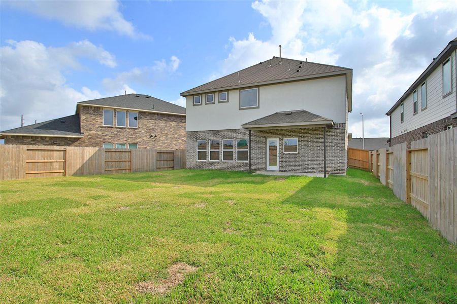 Exterior details and patio area of a home in Cypress Green, Hockley (Image 4). Exterior details and patio area of a home in Cypress Green, Hockley (Image 4).
