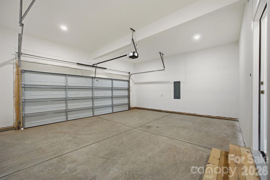 Spacious, unfurnished interior of a new home in , Hickory (Image 25). Spacious, unfurnished interior of a new home in , Hickory (Image 25).