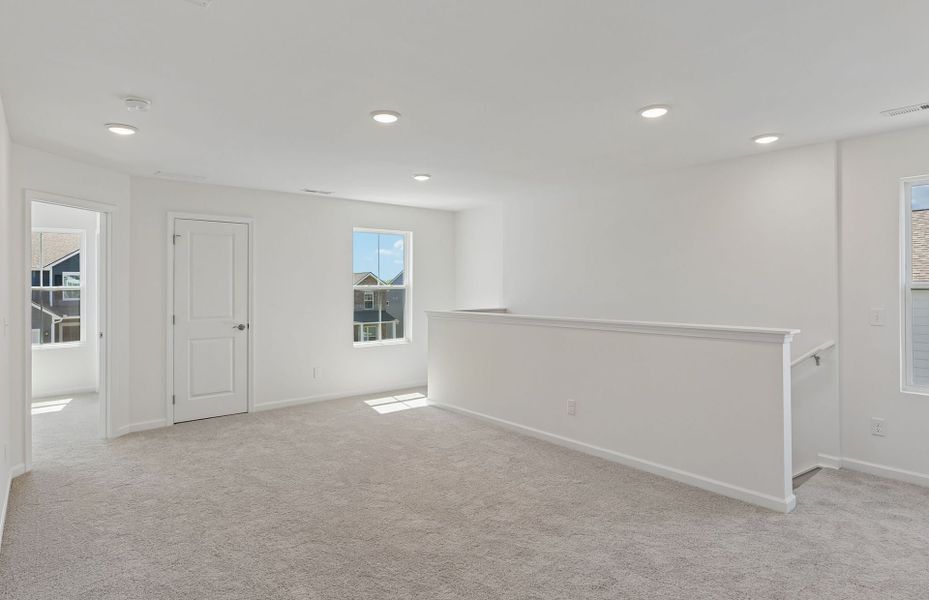 Spacious, unfurnished interior of a new home in Independence at Carter's Station, Columbia (Image 24).