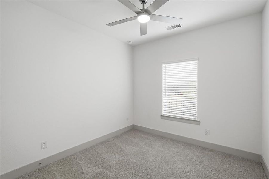 Spacious, unfurnished interior of a new home in , Hillsboro (Image 17).