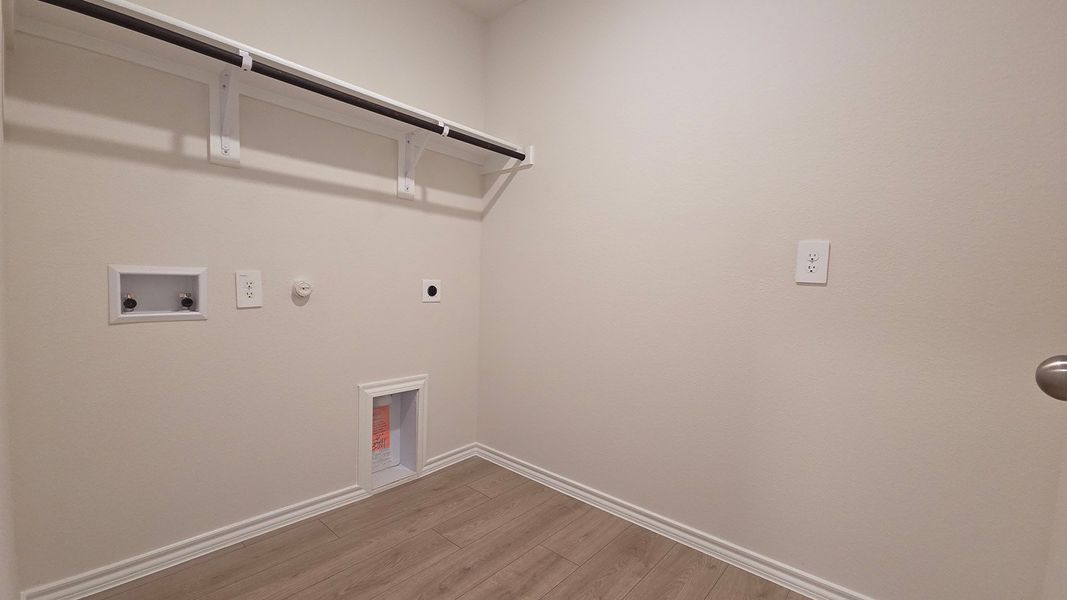 Spacious, unfurnished interior of a new home in Wildwood, Royse City (Image 20).