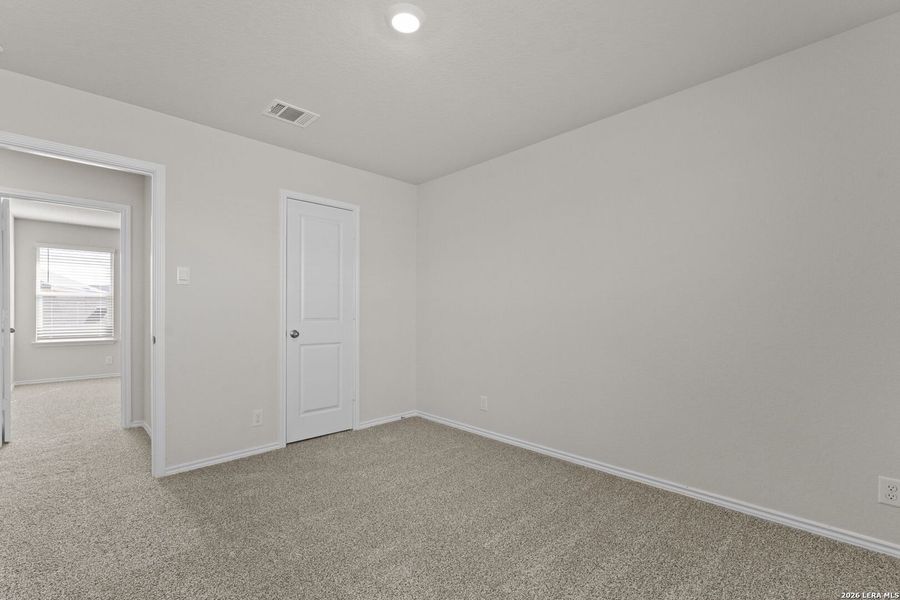 Spacious, unfurnished interior of a new home in Applewood, San Antonio (Image 17). Spacious, unfurnished interior of a new home in Applewood, San Antonio (Image 17).