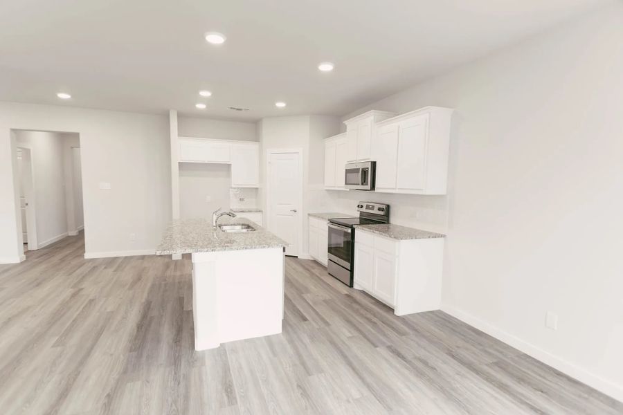 Representative furnished interior of a home built from the Norwood by Stonehollow Homes in Heritage Grove, Blue Ridge (Image 12). Representative furnished interior of a home built from the Norwood by Stonehollow Homes in Heritage Grove, Blue Ridge (Image 12).