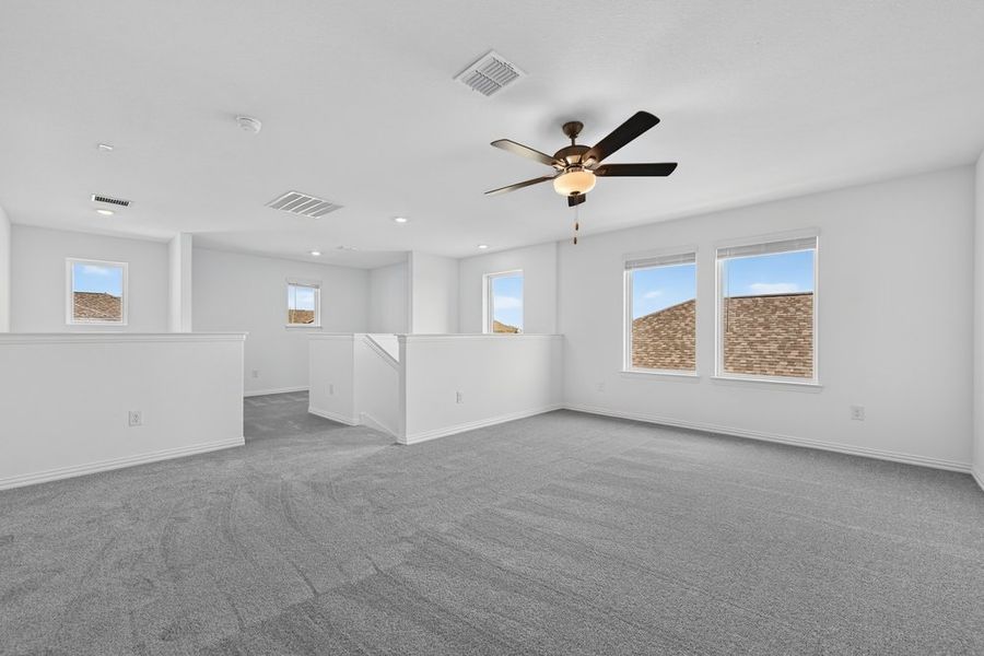 Spacious, unfurnished interior of a new home in Parks at Foster Crossing, Anna (Image 26). Spacious, unfurnished interior of a new home in Parks at Foster Crossing, Anna (Image 26).