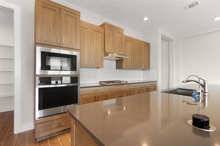 **PHOTO REPRESENTATIVE OF FLOORPLAN ONLY**