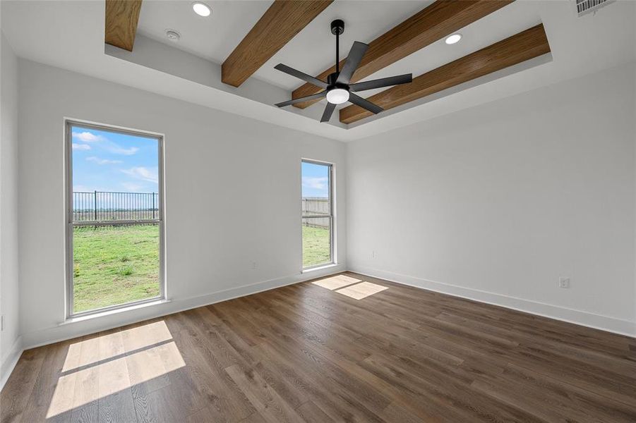 Spacious, unfurnished interior of a new home in , Hewitt (Image 22).