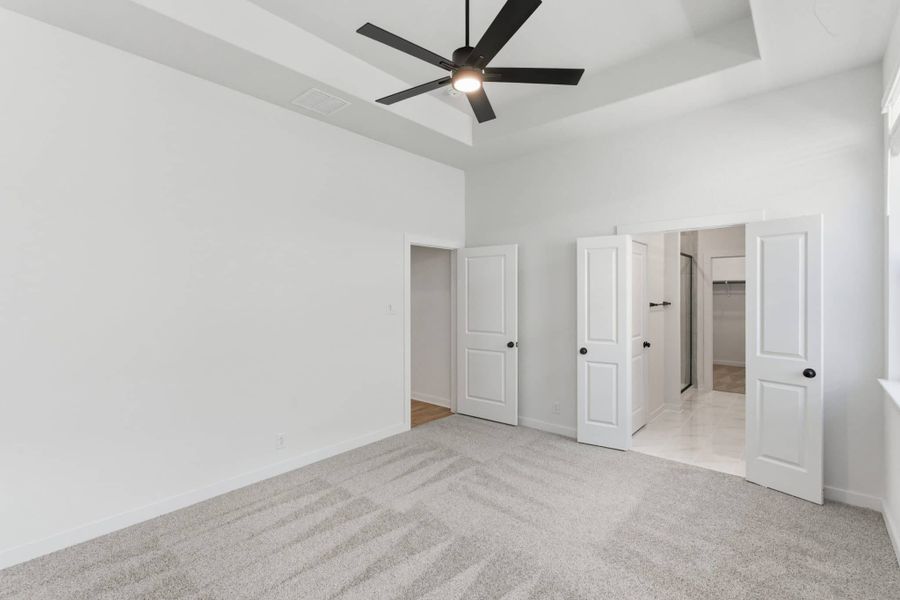 Spacious, unfurnished interior of a new home in The Crossvine, Schertz (Image 28). Spacious, unfurnished interior of a new home in The Crossvine, Schertz (Image 28).