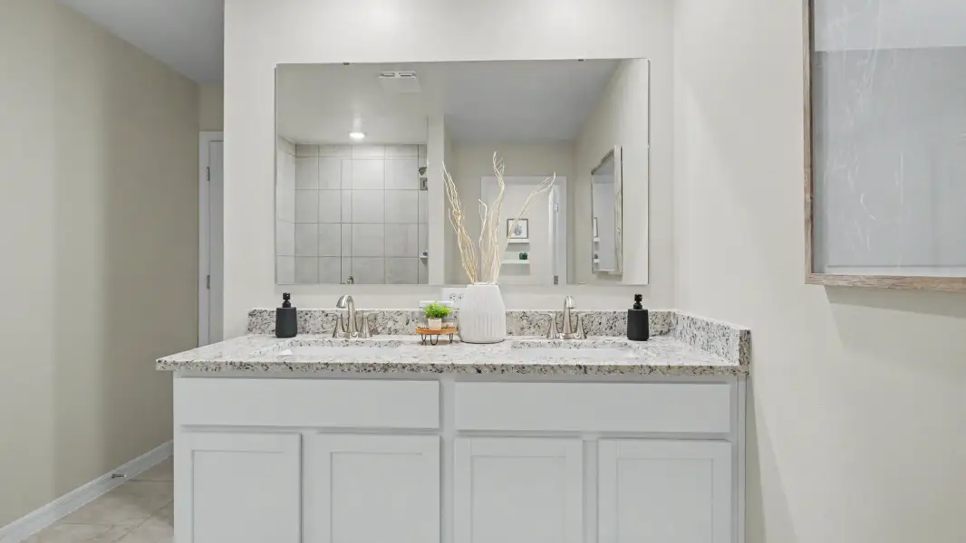 Furnished interior view inside a new home in Malabar Springs, Palm Bay (Image 27).