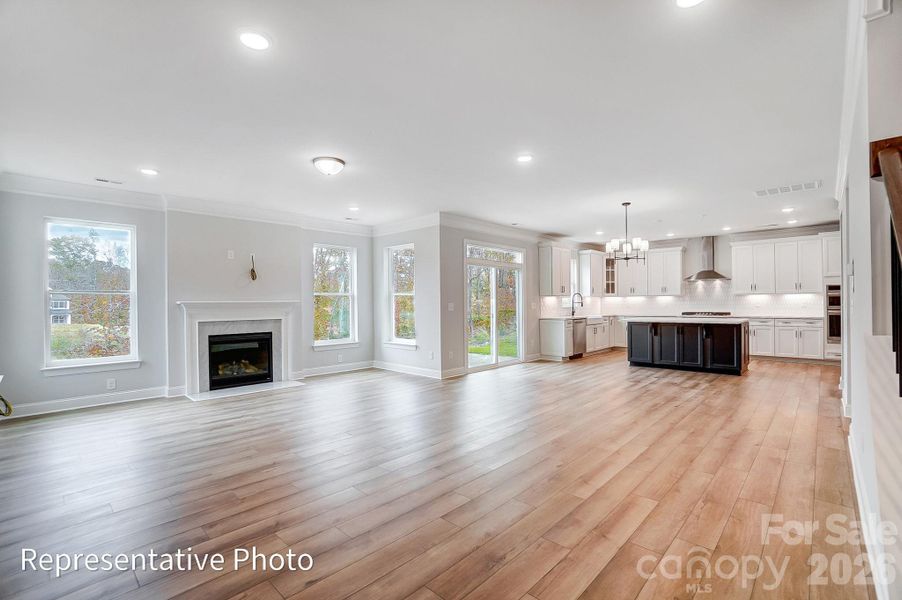 Spacious, unfurnished interior of a new home in Rone Creek, Waxhaw (Image 26).