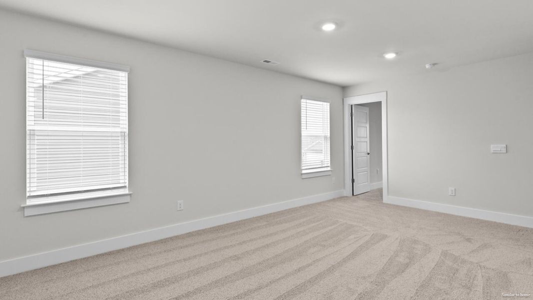 Spacious, unfurnished interior of a new home in Vineyard Trail, Jacksonville (Image 26).