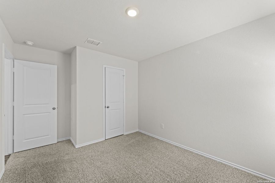 Spacious, unfurnished interior of a new home in Laurel Vistas, San Antonio (Image 18). Spacious, unfurnished interior of a new home in Laurel Vistas, San Antonio (Image 18).