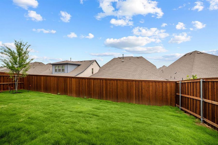 Front exterior of a new home in Highwoods, Fort Worth, TX, highlighting curb appeal (Image 1). Front exterior of a new home in Highwoods, Fort Worth, TX, highlighting curb appeal (Image 1).