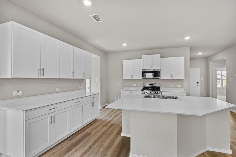Furnished interior view inside a new home in , Fort Worth (Image 8). Furnished interior view inside a new home in , Fort Worth (Image 8).