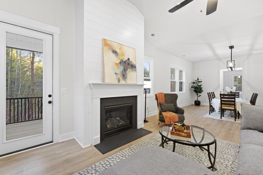 Representative furnished interior of a home built from the Madison by Hunter Quinn Homes in Anderson County Homes, Anderson (Image 7).