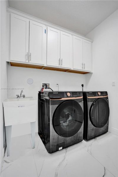 Image 92 of a home in .