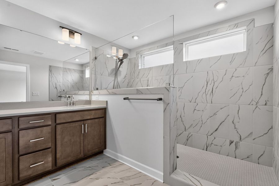 Owner's Bath