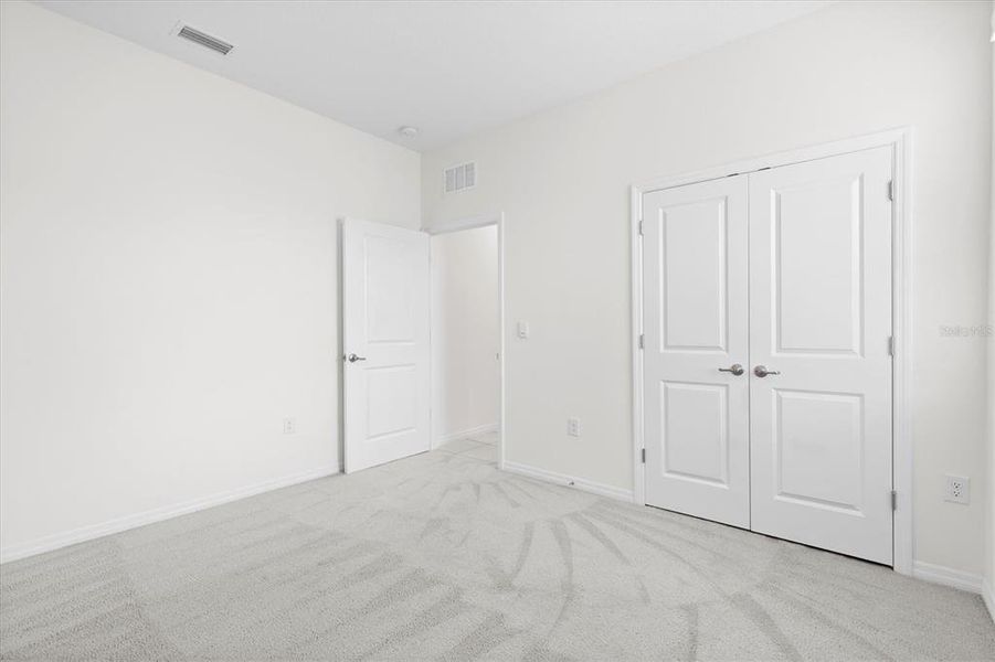 Spacious, unfurnished interior of a new home in Beaumont, Wildwood (Image 23).