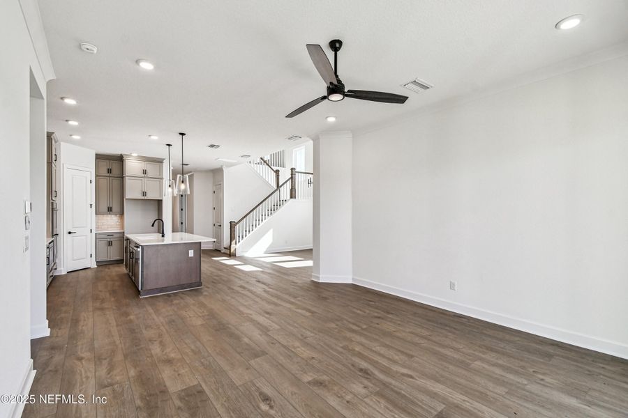 Spacious, unfurnished interior of a new home in Seven Pines 50' Front Entry, Jacksonville (Image 23).